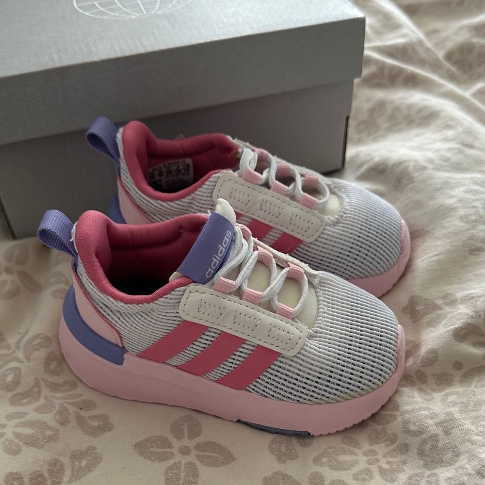 adidas Kids White, Pink & Purple Lightweight Sneakers